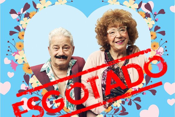 casal_da_treta_esgotado