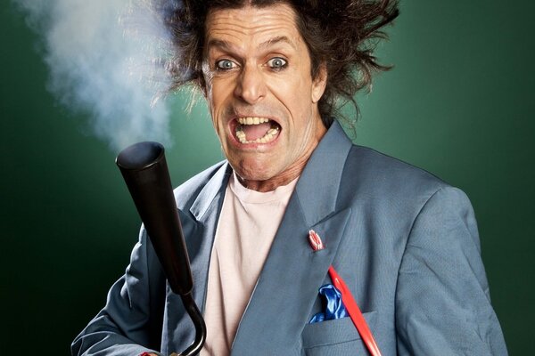 chris_lynam_beast_of_theater___1_credit__emilie_sandy__logo_