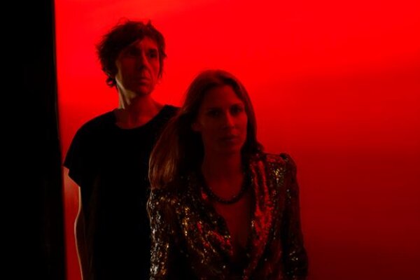 01___mirror_people___rui_aguiar___hi_res