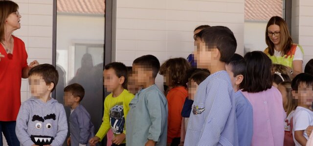 slider_escola_criancasaveiro