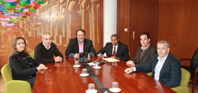 rece__o_e_assinatura_de_protocolo_com_cau_