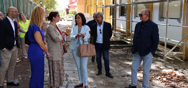 visita_ministra_as_obras_escola_secundaria