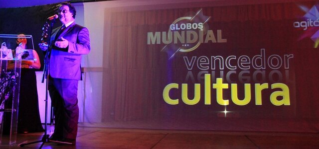 pr_mio_cultura___vencedor_agit_gueda_recebeu_dr_gil_nadais