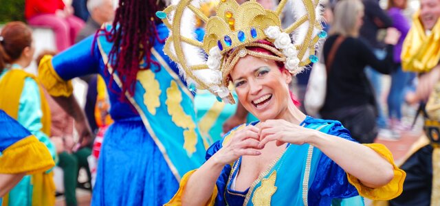 desfile_de_carnaval_oliveira_do_bairro_2024__13_