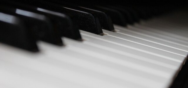 music_2630318_960_720