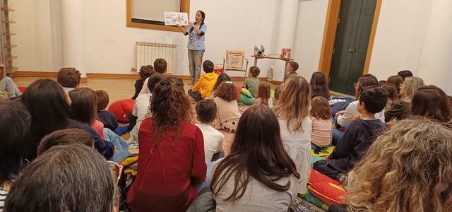 20245_10_18_historias_ao_luar___historias_de_sonho_com_sofia_vieira__aqui_ha_gato___2_