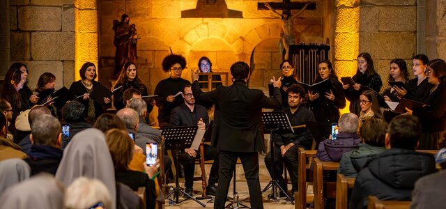 concertos_no_natal___schola_cantorvm_colegiada_de_cedofeita