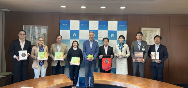 reuniao_cm_oita_simaosantana_verareis_josepina_soniaalmeida_ribauesteves_shinyaadashi_hisakoshimi...