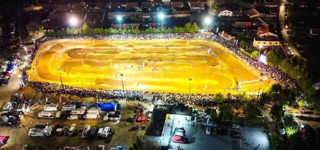 foto_arquivo_supercross_noturno_poutena
