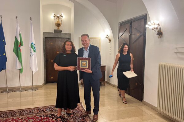 presidencia_redeeuropeiaartenova