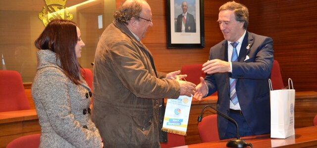 co_1562018___visita_oficial_governador_rotary