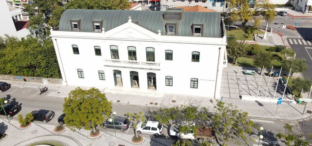 biblioteca_municipal_olb___aerea