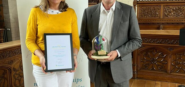 86b383f6_b23a_4966_a3a8_7966b9cd1429