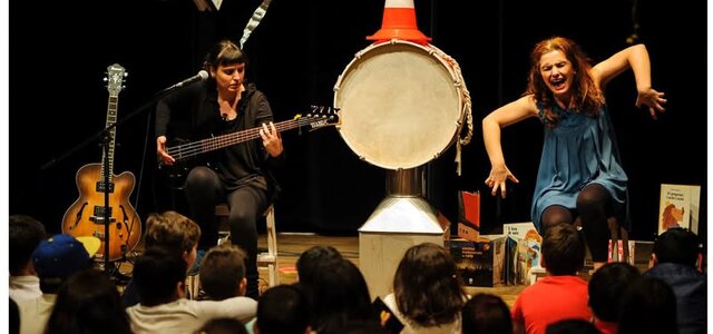 age_on_28_jul_maquina_embrulhar_poemas