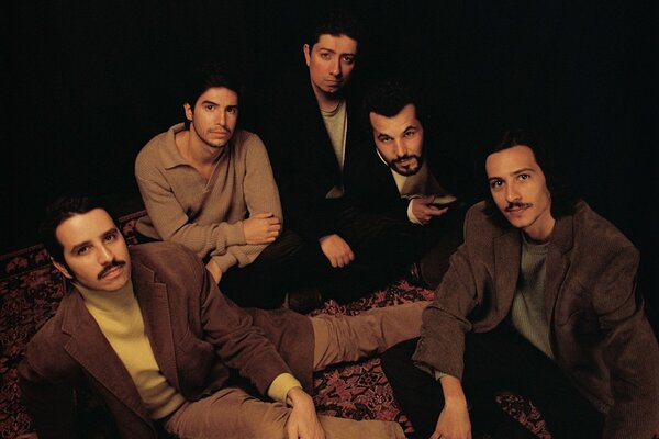 bombazine_1_horizontal