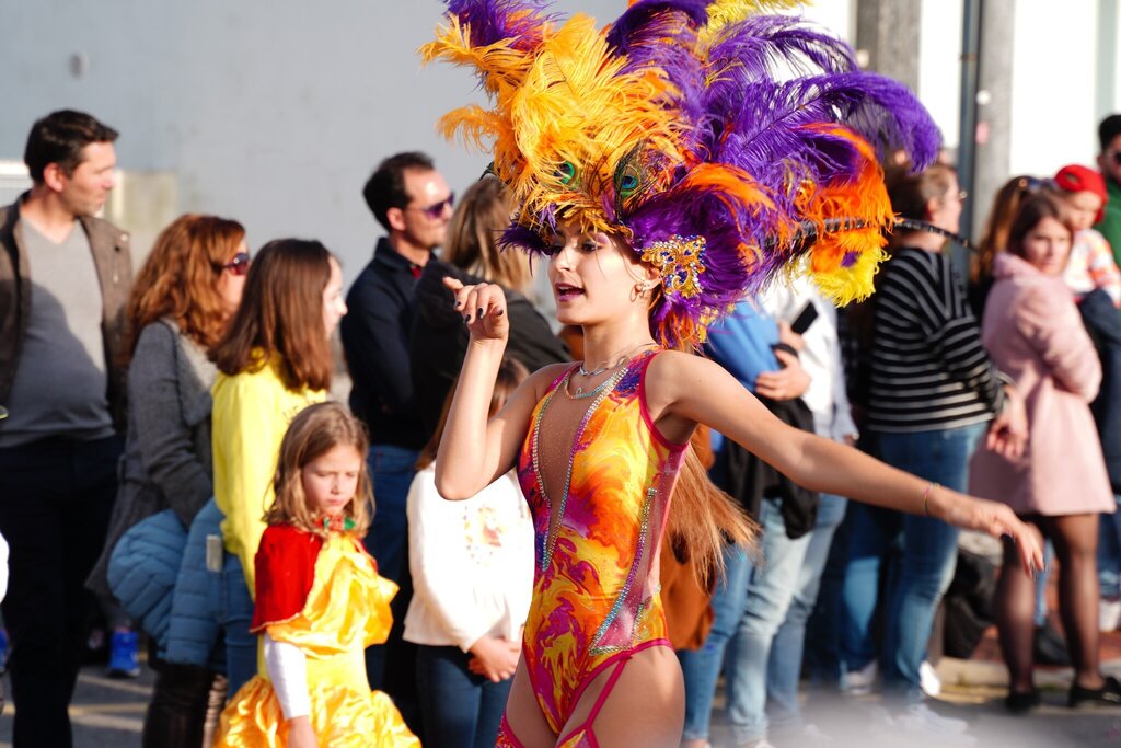 desfile_de_carnaval_oliveira_do_bairro_2024__12_