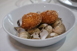 rissol_de_berbigao_da_ria