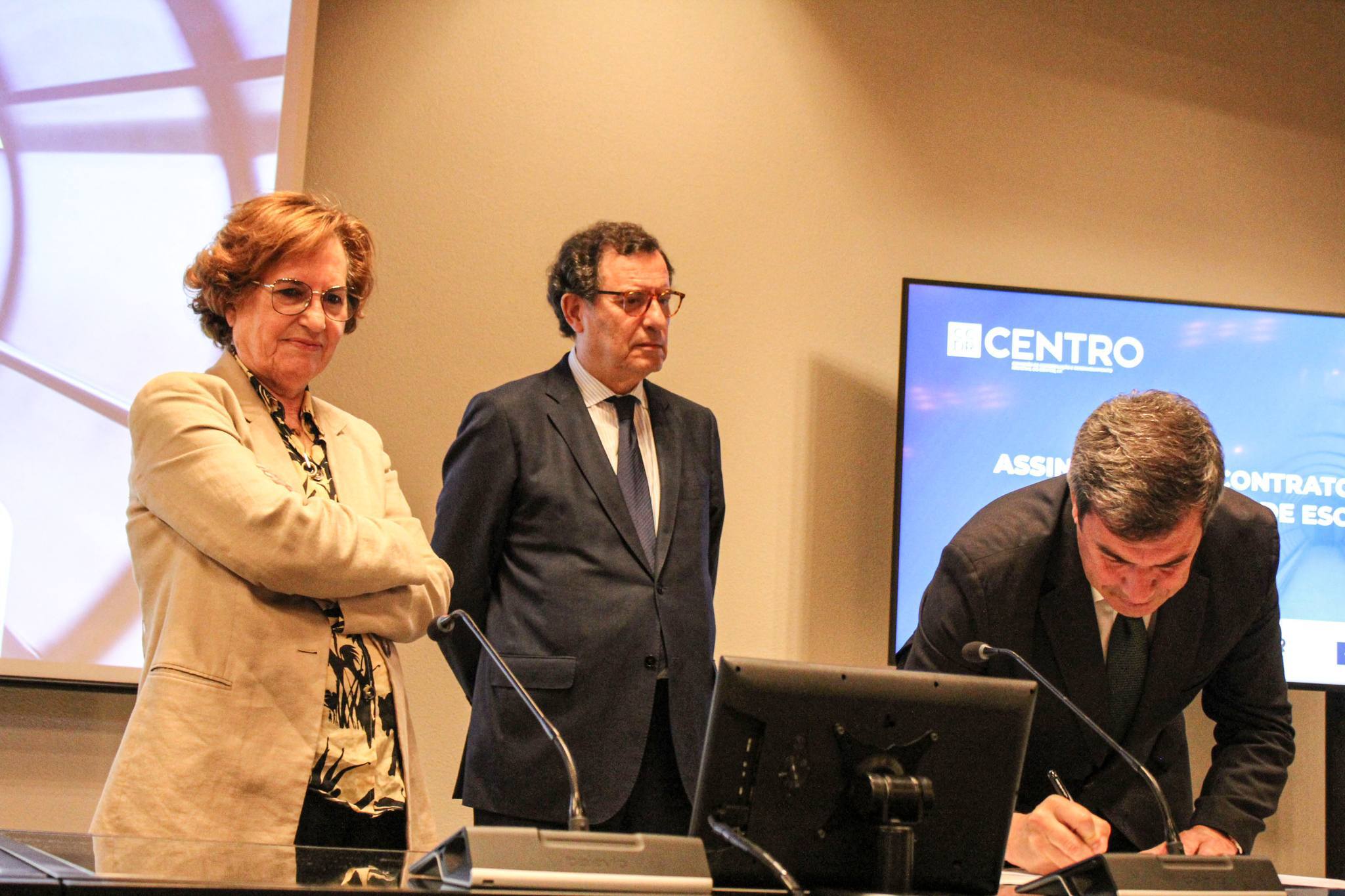 assinatura_de_contrato_ccdrc__1_