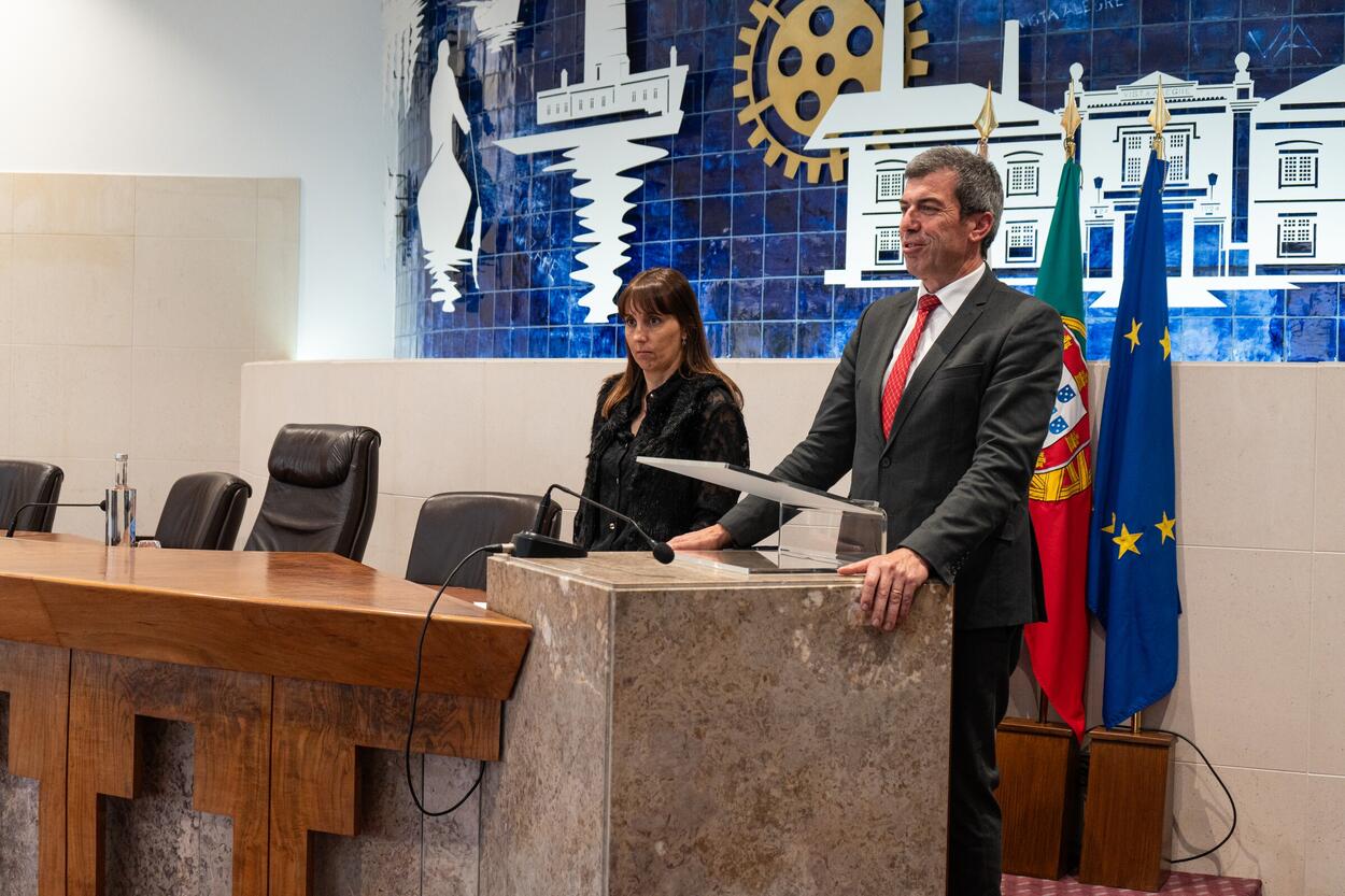 Assinatura dos contratos com as Associações de Pais do Município