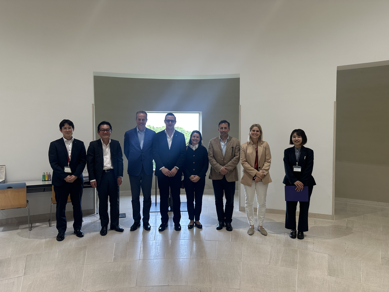 reuniao_oita_art_museum_22_05_01