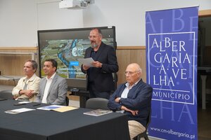 antonio_loureiro_a_dar_as_boas_vindas