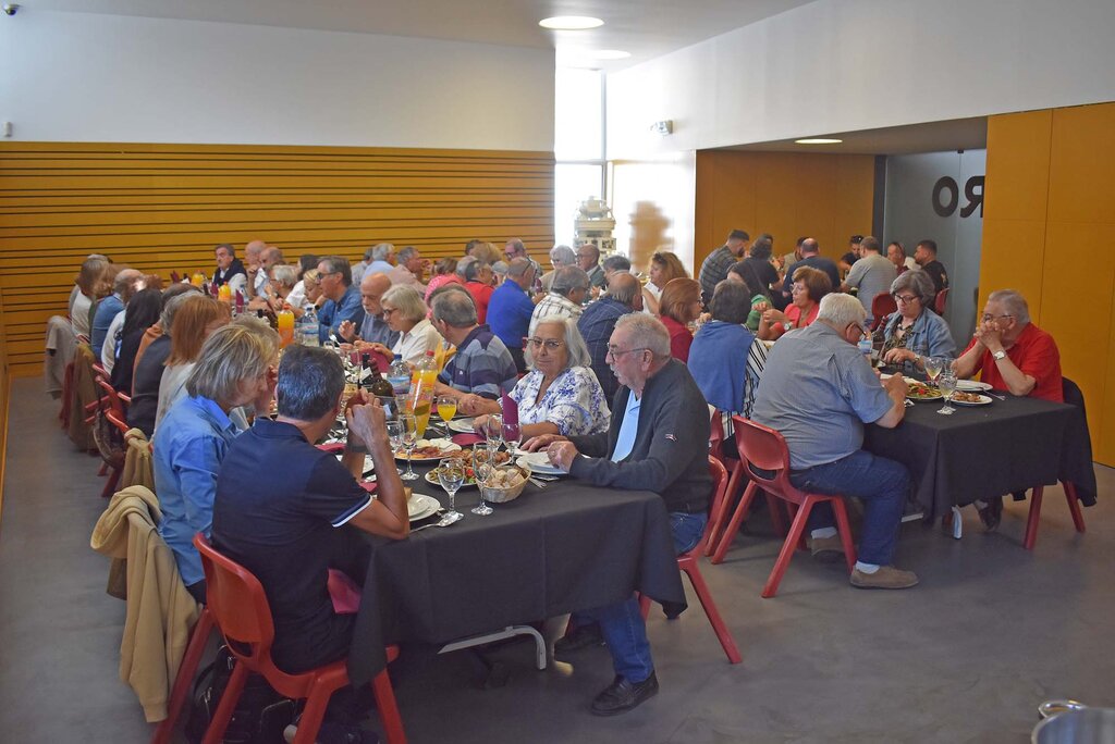 557634152_1238268408327705_4129110844089760727_n