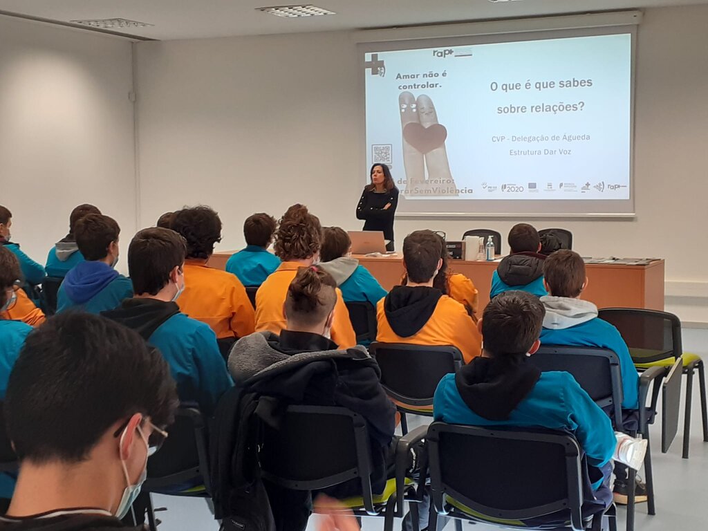 Sensibilização contra a violência no namoro IPB