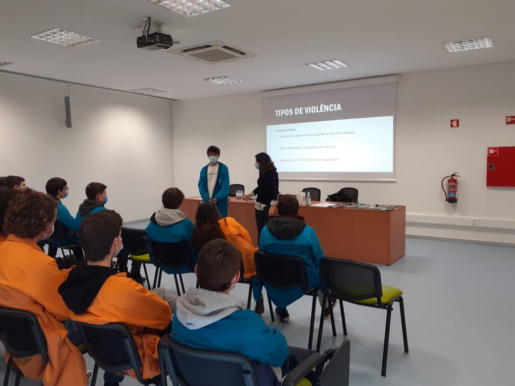 Sensibilização contra a violência no namoro IPB