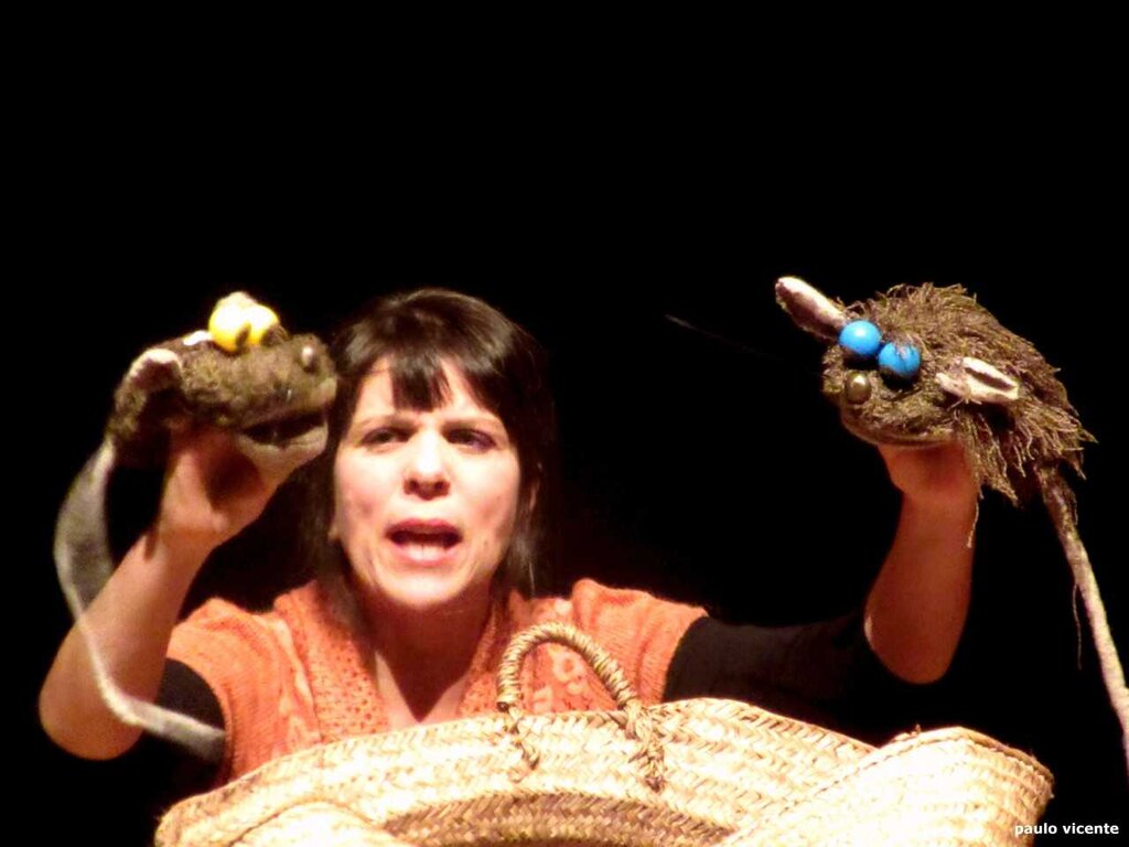 AOS SÁBADOS, CONTO CONTIGO! SESSÕES DE CONTO.OFICINA