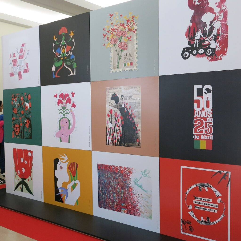 Exposição de Ilustração 50 anos do 25 de abril