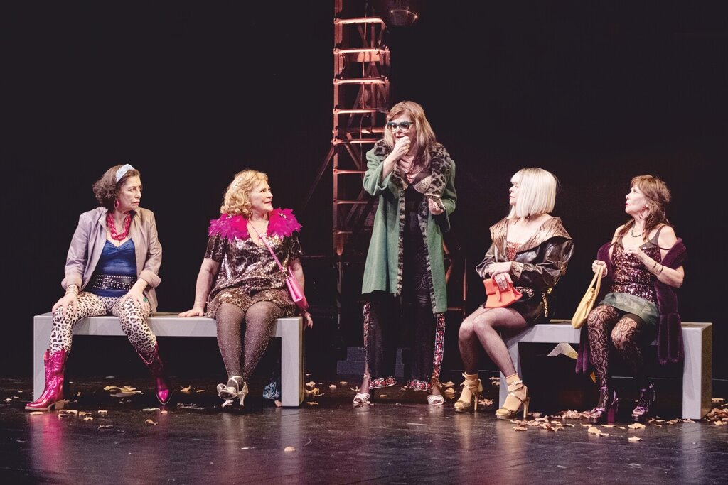 A MAIS VELHA PROFISSÃO, COM HELENA ISABEL, JÚLIA PINHEIRO E PAULA GUEDES