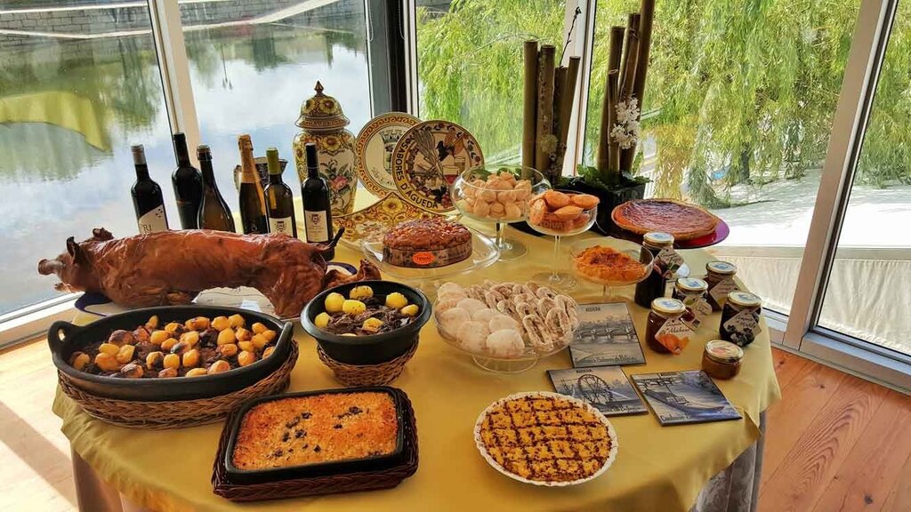 Exposição: “A Faiança, um legado a preservar”  no Posto de Turismo de março a maio