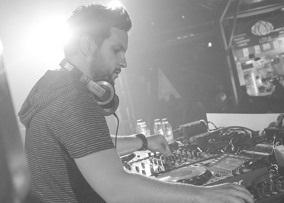 DJ HM :: AgitÁgueda