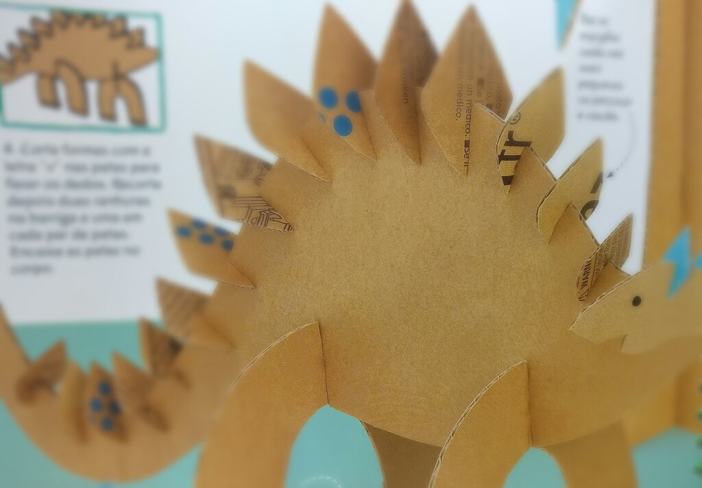 ATELIER DE ARTES PLÁSTICAS | OS CARTAONOSSAUROS 