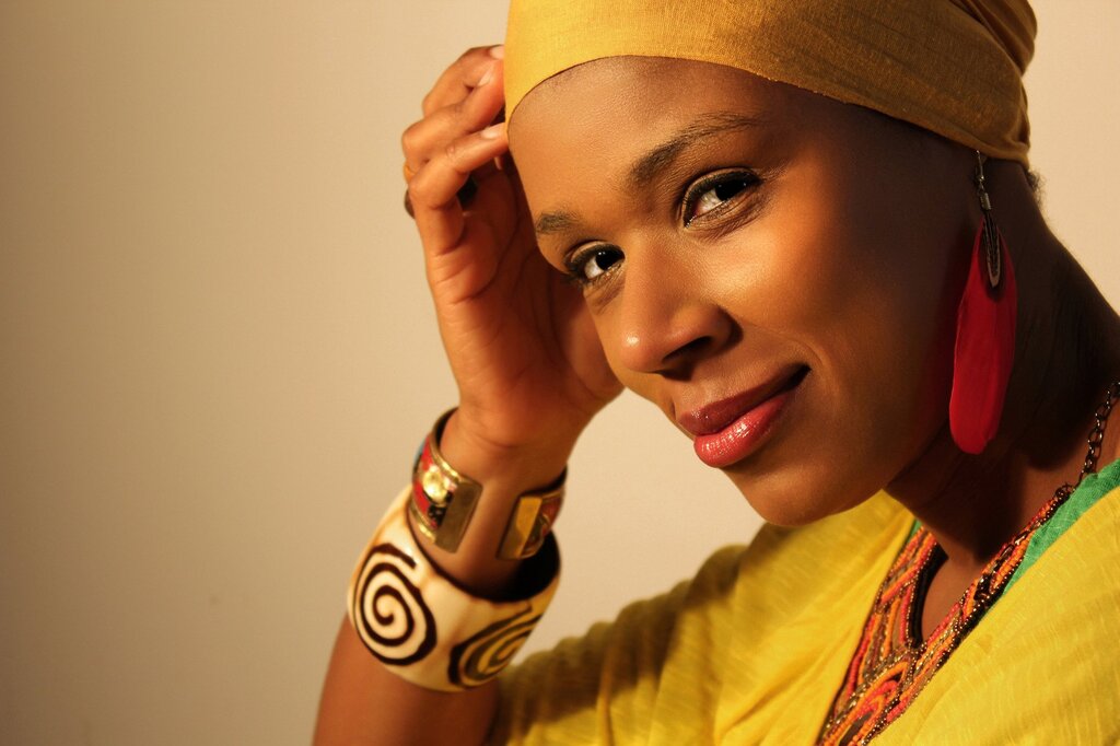 CARMEN SOUZA (Cabo Verde) :: Sextas Culturais 2012/2013