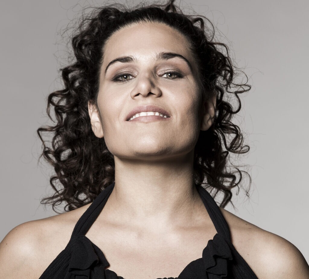 Susana Travassos (Canta América Latina) - Sol da Torreira 2023