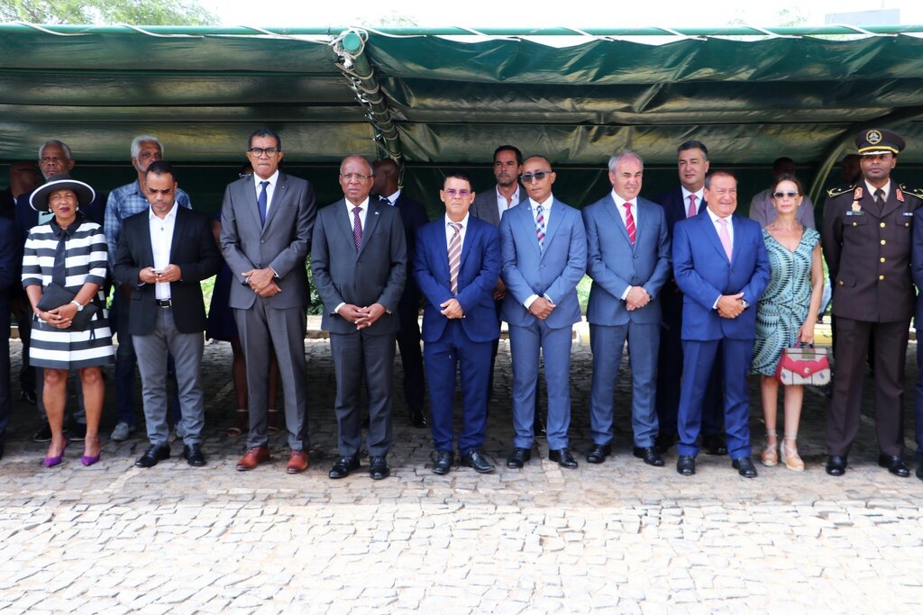 Câmara de Águeda consolida geminação com Município do Sal