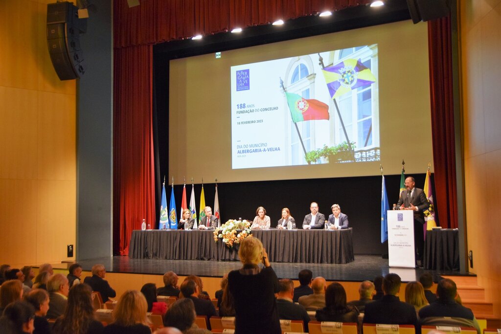 Município distinguiu o trabalho de individualidades e entidades locais em prol do Concelho