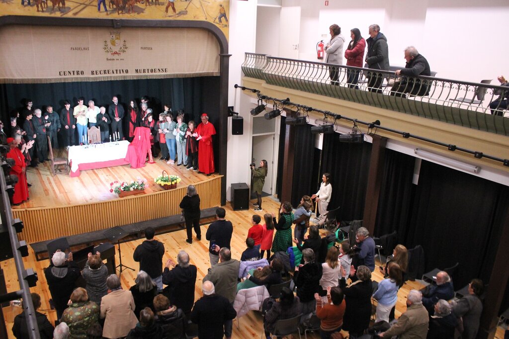 CRM RECEBEU ESPETÁCULO DE HOMENAGEM A DIOGO BARROS