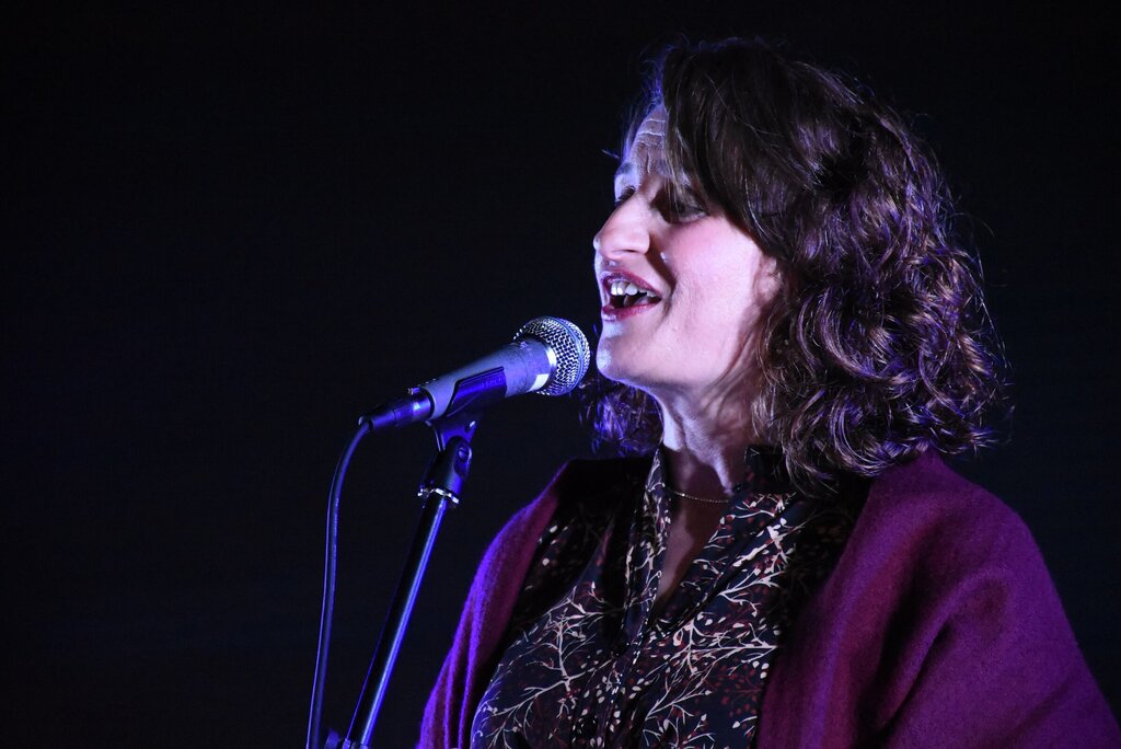 ELISABETE SOARES ABRIU O CICLO “ÀS SEXTAS, NA ASSEMBLEIA”