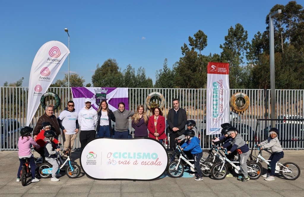 “O Ciclismo vai à Escola”