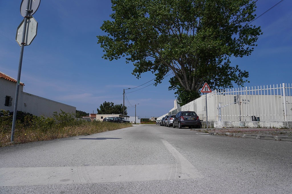 Aprovada a abertura de Concurso para a construção de Nova Via na lateral à Escola Secundária da G...