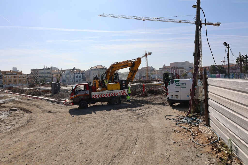 Obra do Rossio segue a bom ritmo em quinzena com aumento do número de visitantes