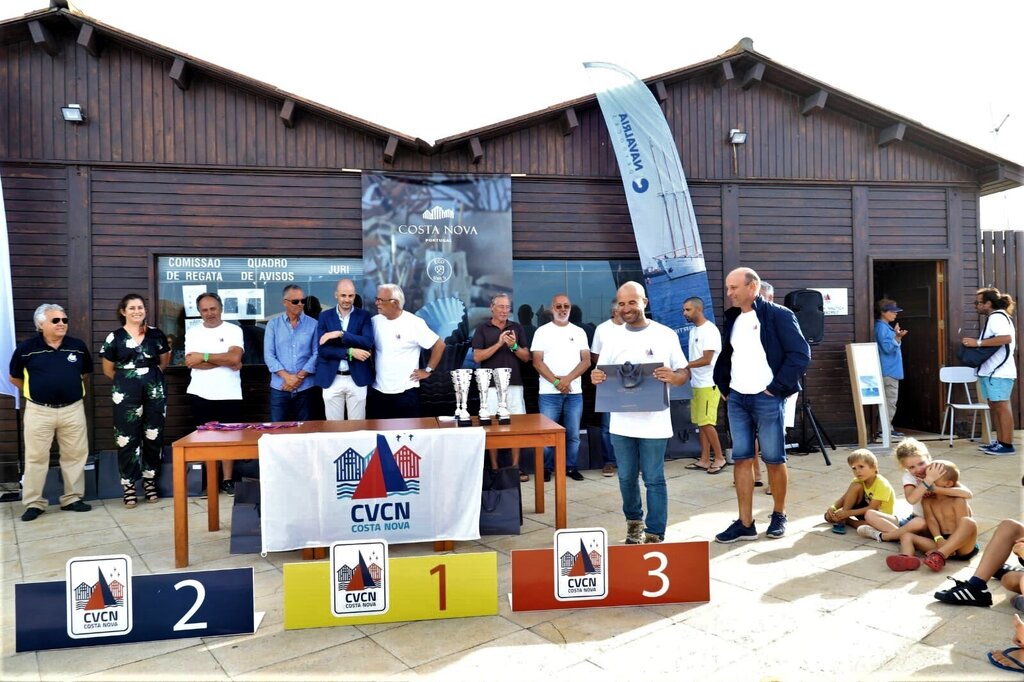 CLUBE DE VELA DA COSTA NOVA E ASSOCIAÇÃO NÁUTICA DA TORREIRA ORGANIZARAM MAIS UMA EDIÇÃO DAS “4 H...