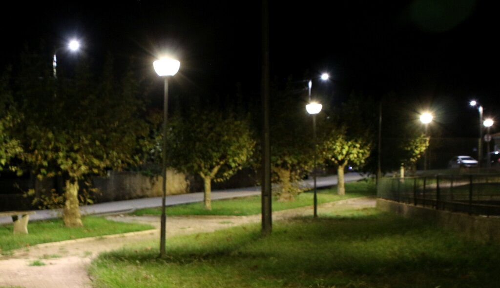 Largo do Carro Quebrado com nova iluminação