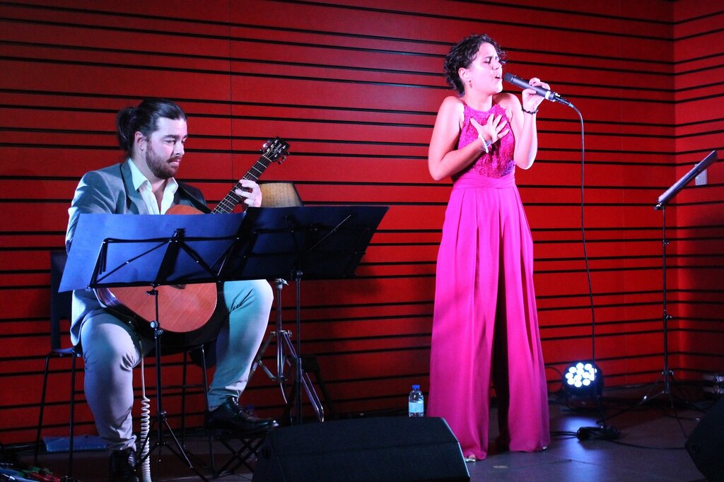 DUO D’IMPROVISO TROUXE O FADO E O CANTO LÍRICO À COMUR-MUSEU MUNICIPAL
