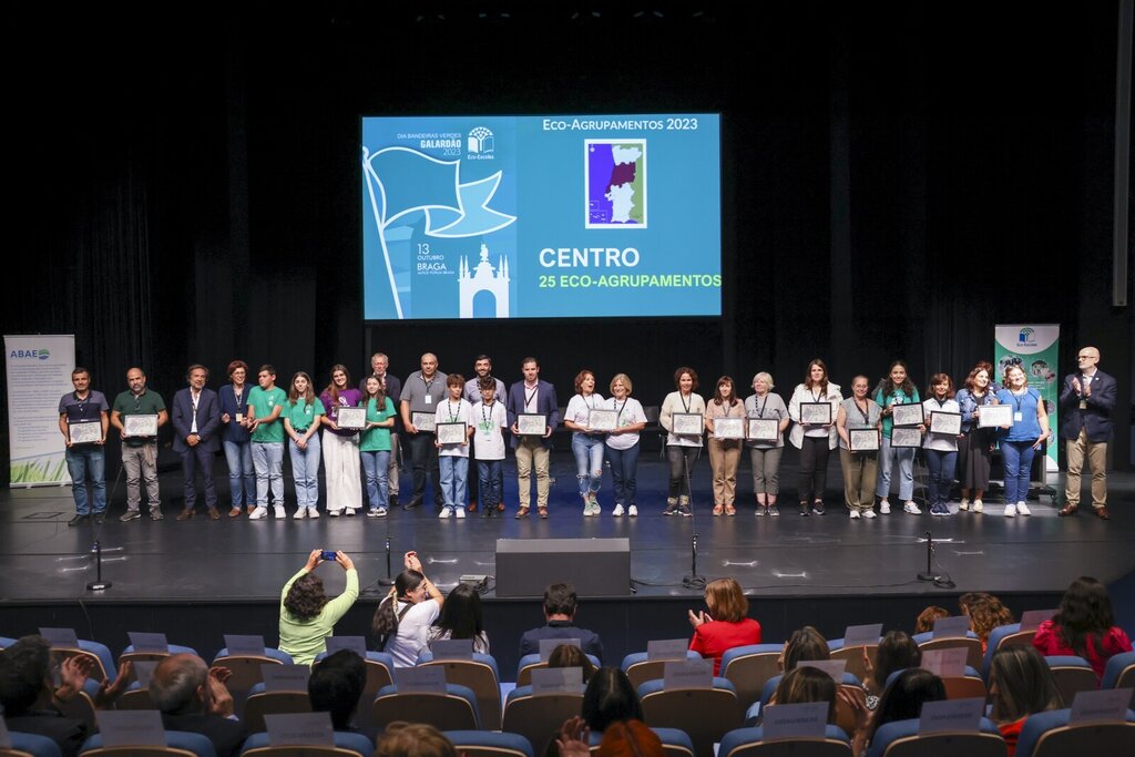 AGRUPAMENTO DE ESCOLAS DA MURTOSA DISTINGUIDO NO DIA DAS BANDEIRAS VERDES