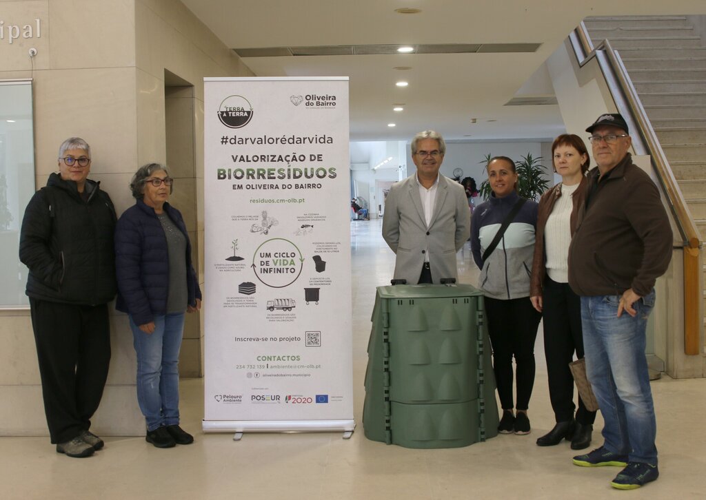 Câmara Municipal oferece 790 compostores domésticos 
