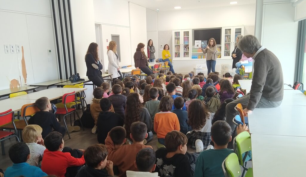 Sessão de abertura do projeto BiblioEscola