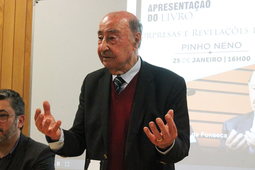 PINHO NENO APRESENTOU “SURPRESAS E REVELAÇÕES DE JESUS” NA MURTOSA